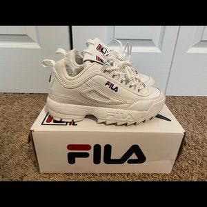 Fila Disruptor